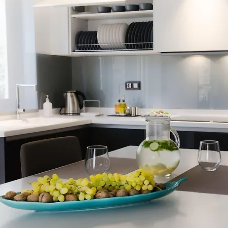 Nikis Dream Luxury Hanya