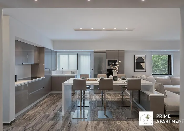 Nikis Dream Luxury 하니아