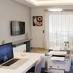 Nikis Dream Luxury Hanya