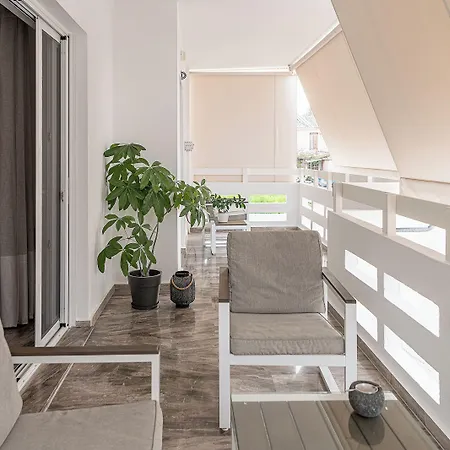 Nikis Dream Luxury Apartment